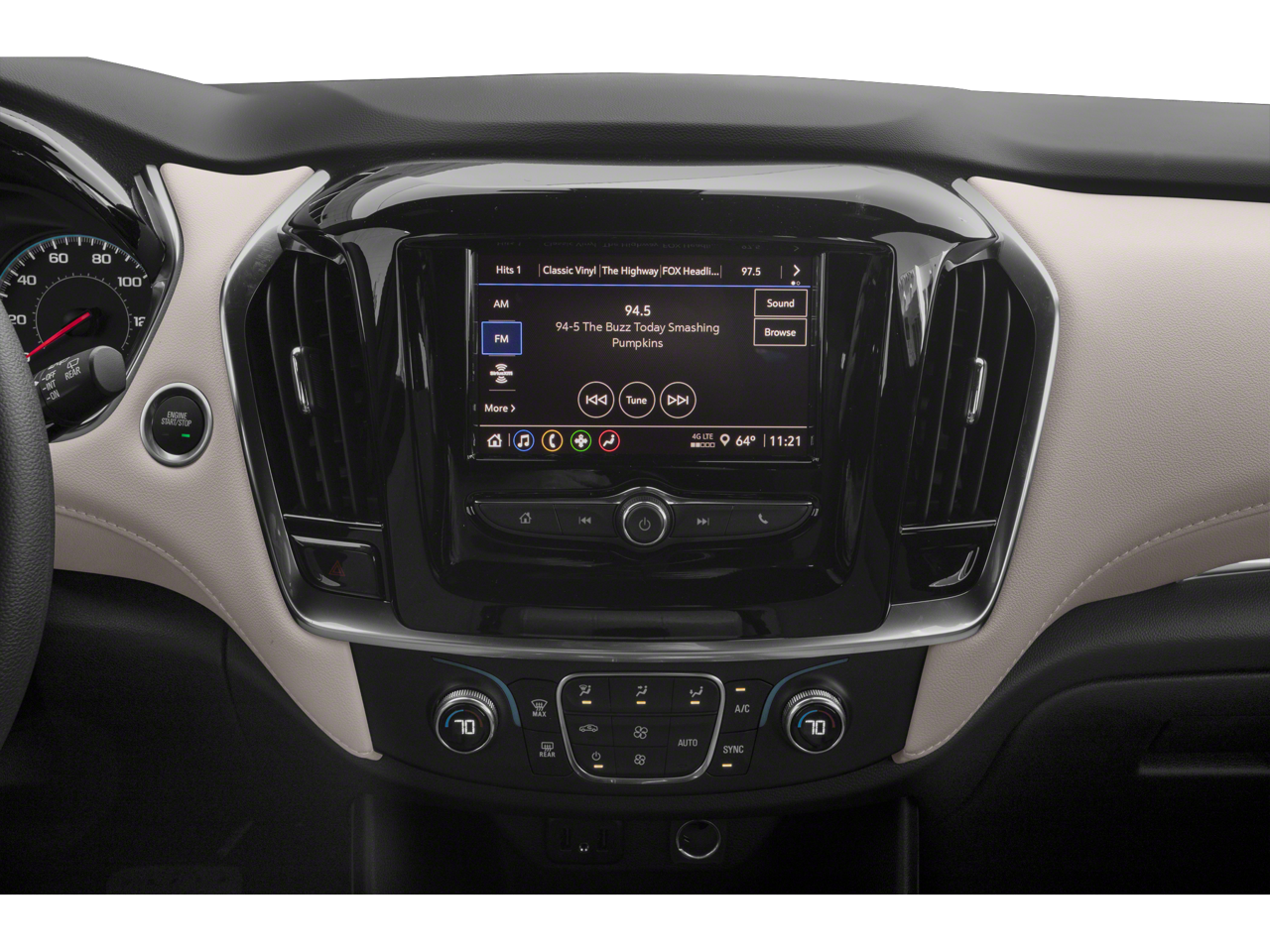 2022 Chevrolet Traverse LT Cloth