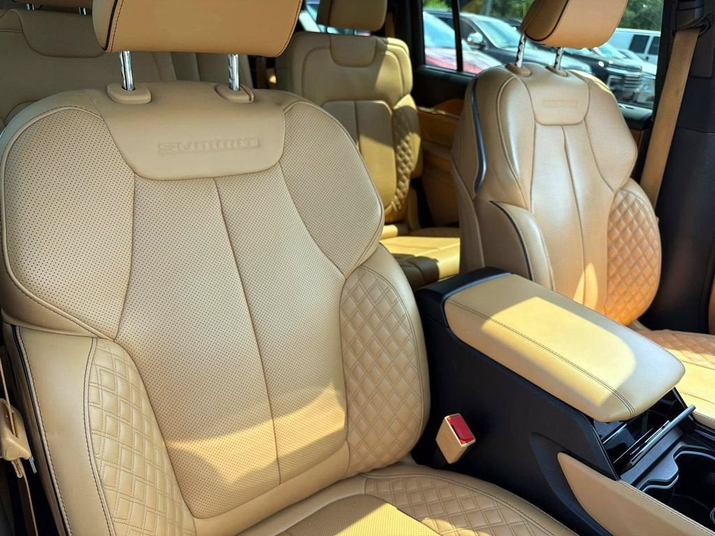 2023 Jeep Grand Cherokee L Summit Reserve