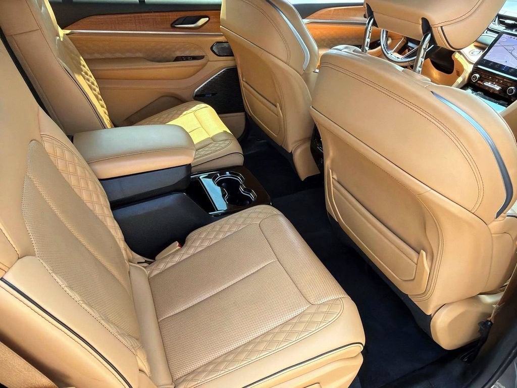 2023 Jeep Grand Cherokee L Summit Reserve
