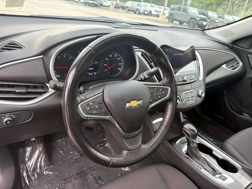 2022 Chevrolet Malibu LT