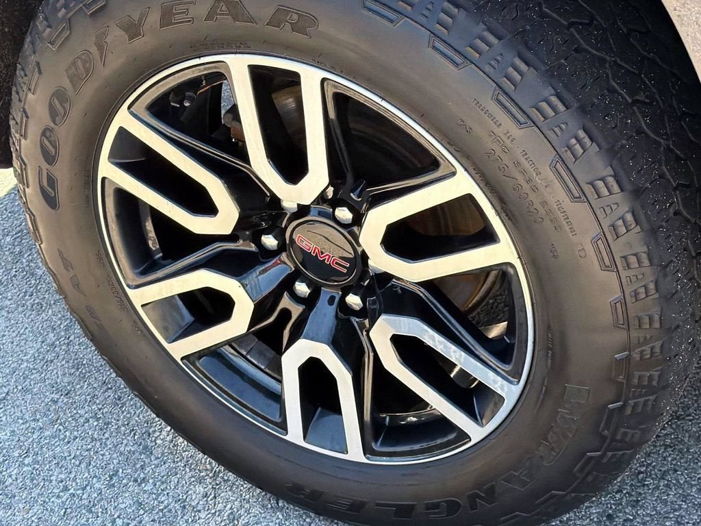 2023 GMC Yukon AT4