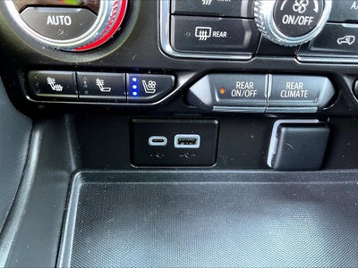 2024 GMC Yukon XL AT4