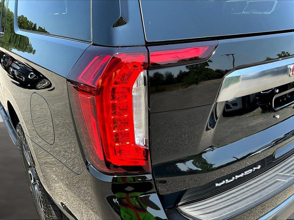 2024 GMC Yukon XL AT4