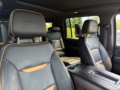 2021 GMC Yukon XL AT4