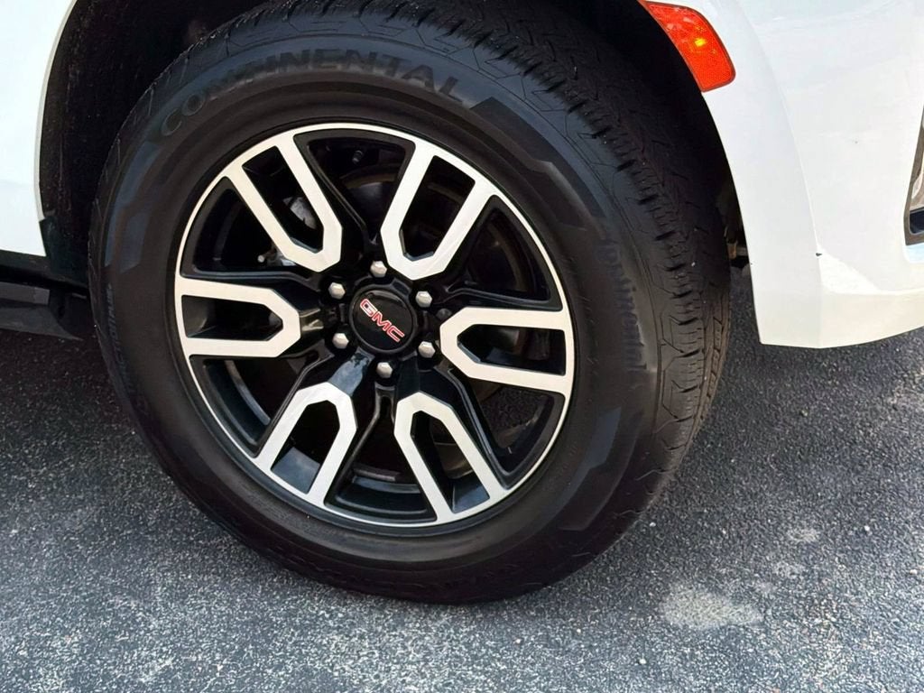 2021 GMC Yukon XL AT4