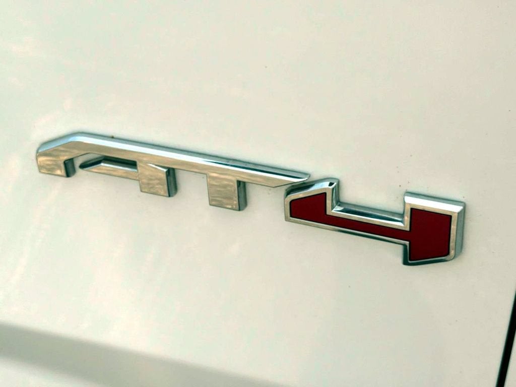 2021 GMC Yukon XL AT4