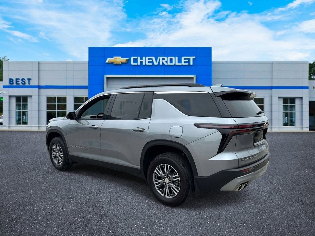 2024 Chevrolet Traverse LT
