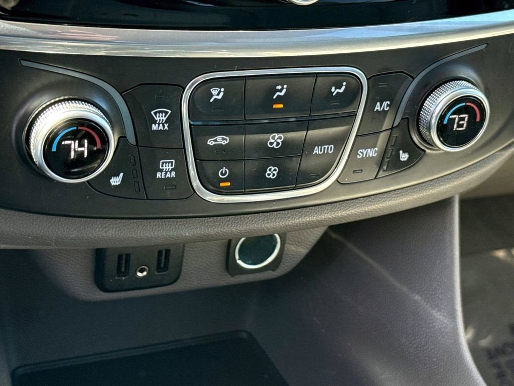 2019 Chevrolet Traverse LT Leather