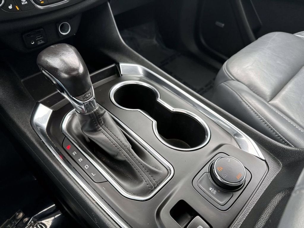 2021 Chevrolet Traverse LT Leather