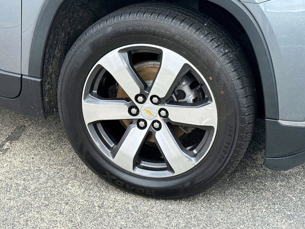 2021 Chevrolet Traverse LT Leather