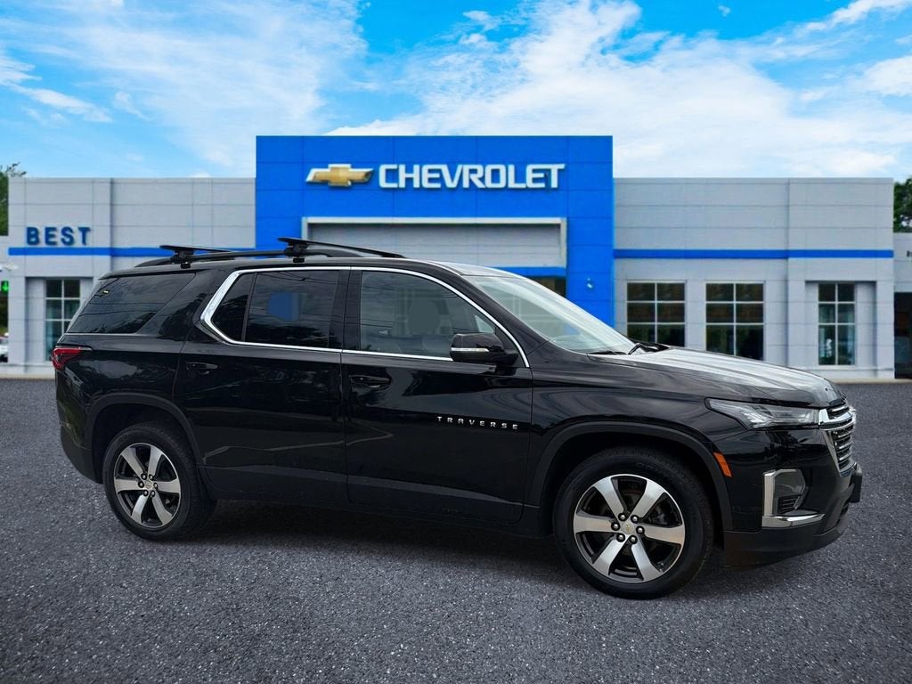 2023 Chevrolet Traverse LT Leather