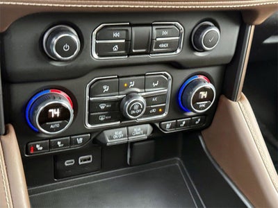 2024 Chevrolet Suburban High Country