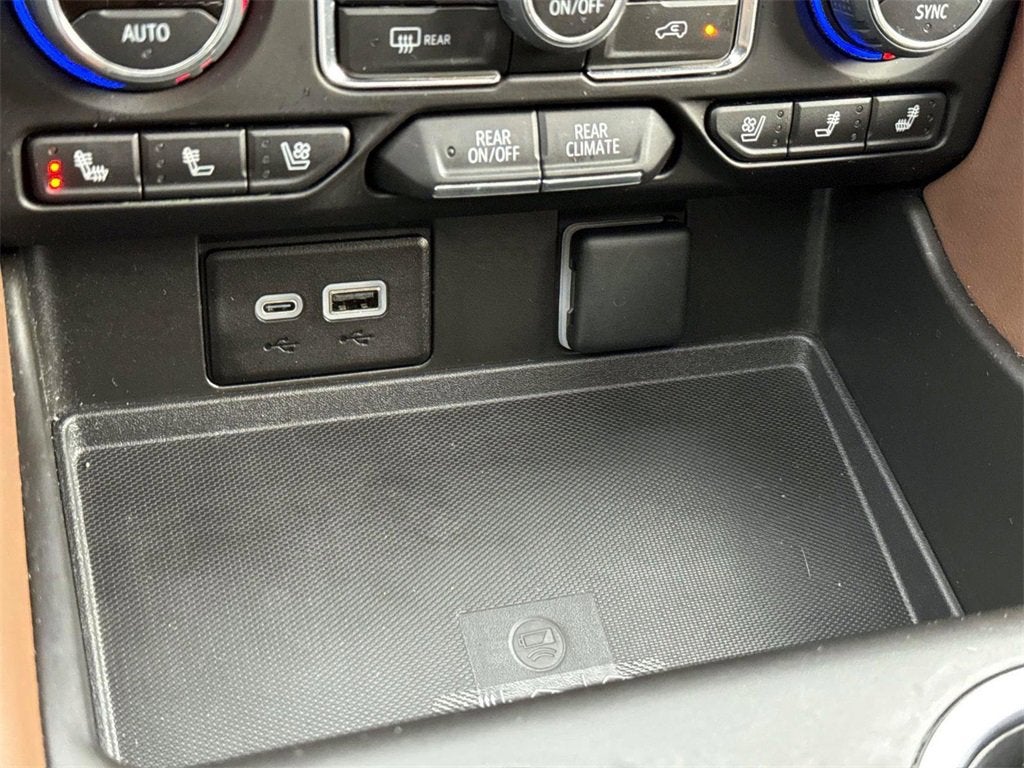 2024 Chevrolet Suburban High Country