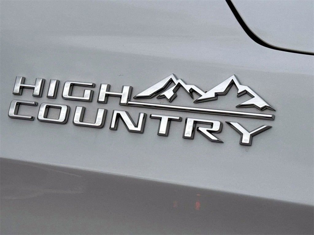 2024 Chevrolet Suburban High Country
