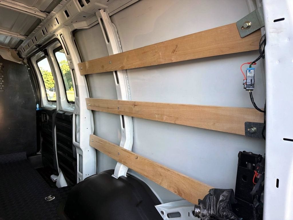 2025 GMC Savana Cargo Work Van
