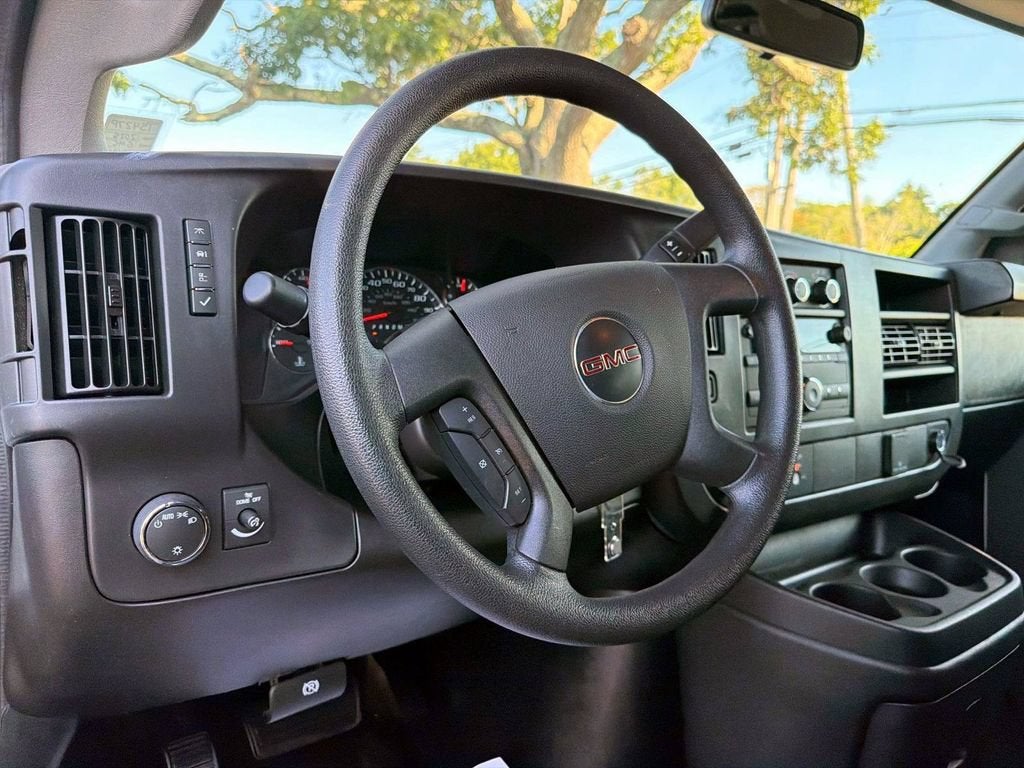 2025 GMC Savana Cargo Work Van