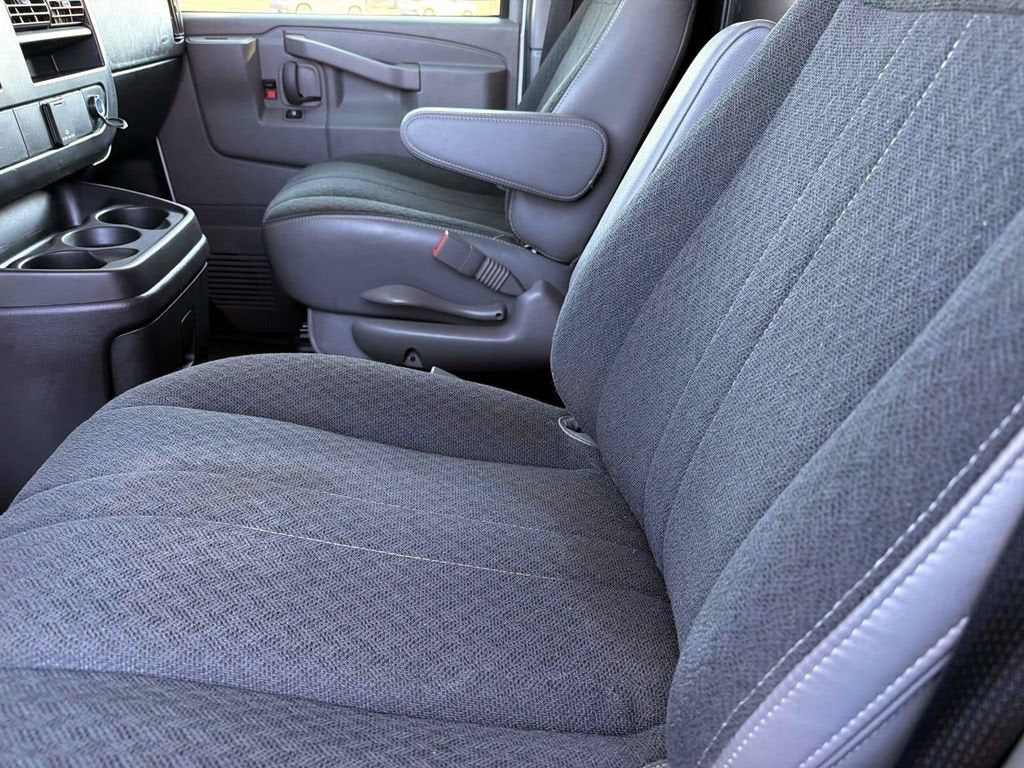 2025 GMC Savana Cargo Work Van