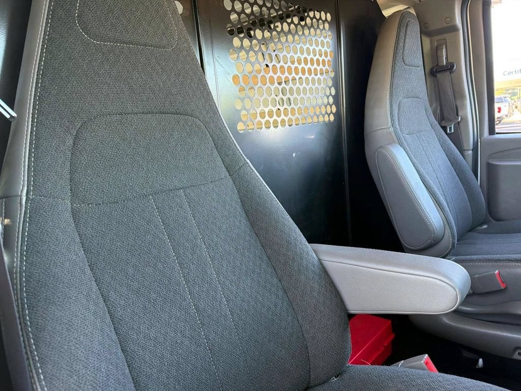 2025 GMC Savana Cargo Work Van