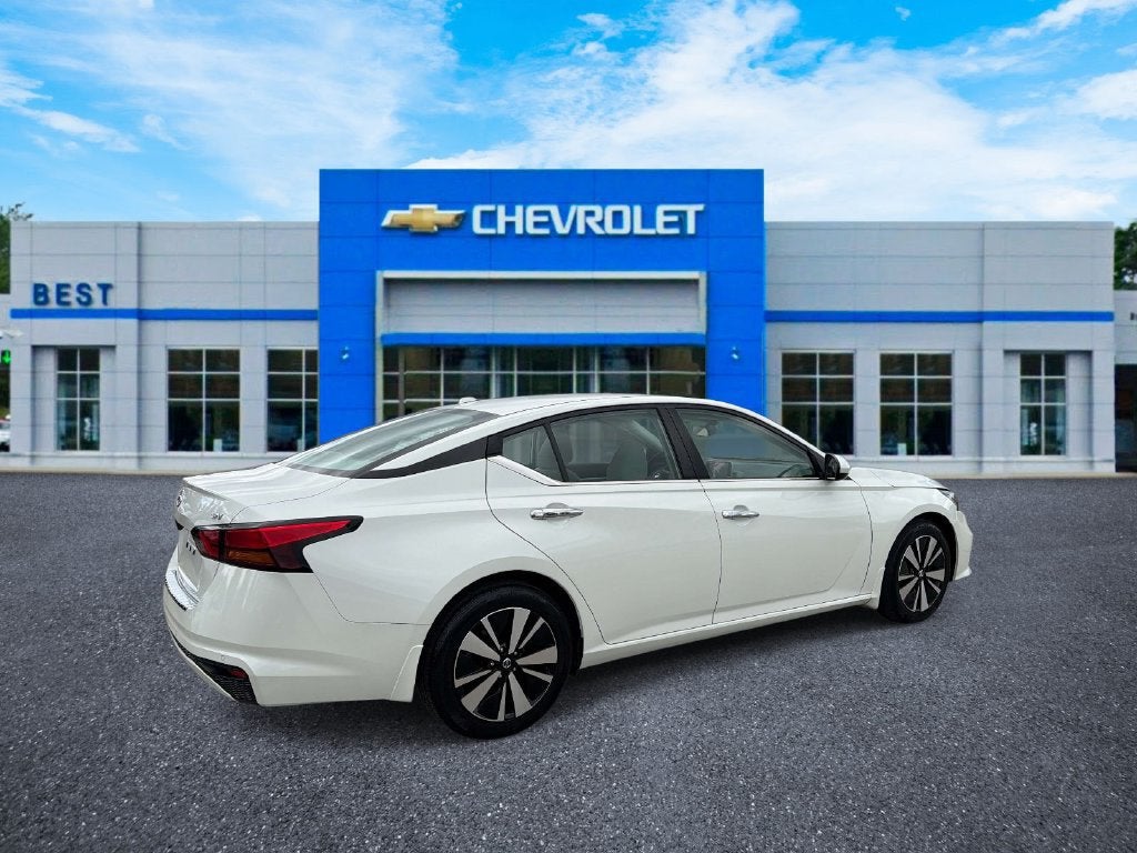 2021 Nissan Altima 2.5 SV