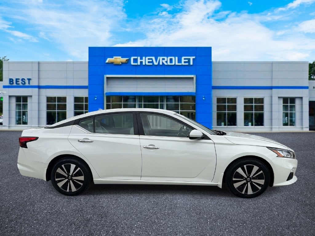 2021 Nissan Altima 2.5 SV
