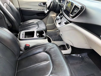 2020 Chrysler Pacifica Touring L Plus