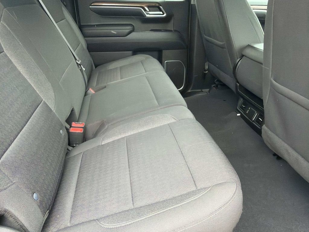 2022 Chevrolet Silverado 1500 LT (2FL)