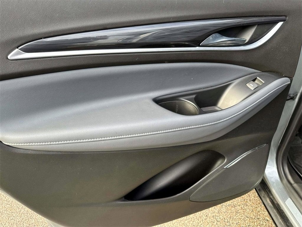 2023 Buick Enclave Premium