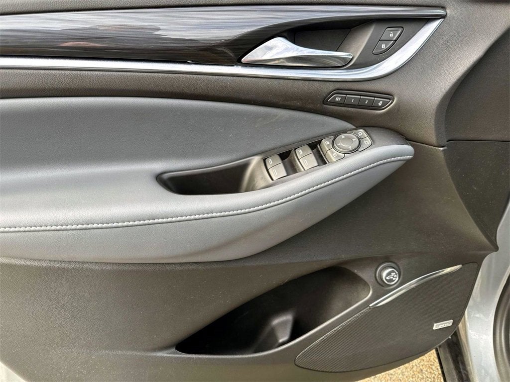 2023 Buick Enclave Premium