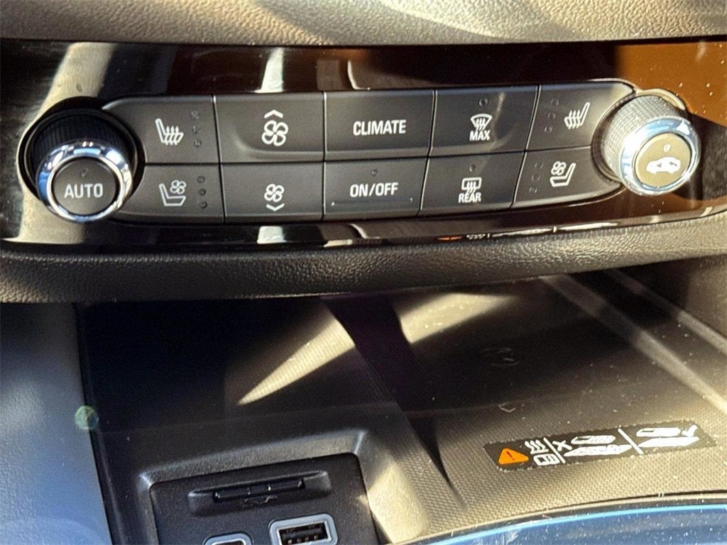 2022 Buick Enclave Premium